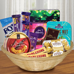 Tasty Chocolates Hamper for Brothers