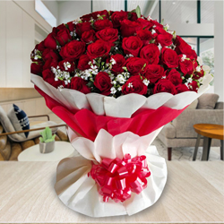 Wonderful Bouquet of 100 Red Roses to Sivaganga