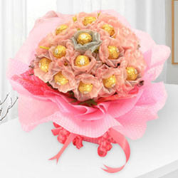 Bouquet of Ferrero Rocher Chocolates to Diwali-gifts-to-world-wide.asp