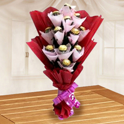 Enticing Bouquet of Ferrero Rocher Chocolate to Marmagao