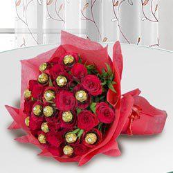 Exclusive Bouquet of Ferrero Rocher Chocolate with Roses to Rajamundri