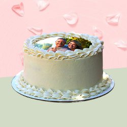 Scrumptious Round Shape Vanilla Photo Cake to Rajamundri