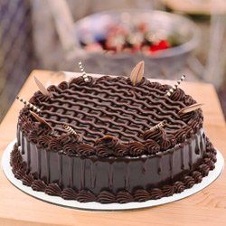 Yummy Chocolate Cake from 3/4 Star Bakery to Sivaganga