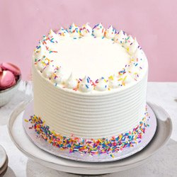 Sumptuous Vanilla Cake from 3/4 Star Bakery to Alwaye