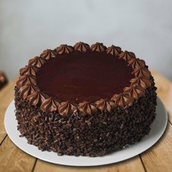 Sumptuous Eggless Chocolate Cake from 3/4 Star Bakery to India