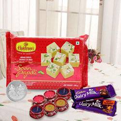 Chocolaty Diwali Treat Gift Hamper to Rajamundri