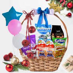 Classic Christmas Gift Basket to Chittaurgarh