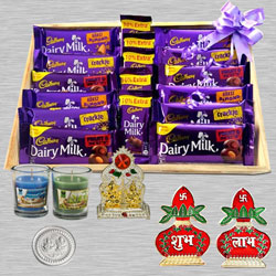 Delightful Chocos Gift Hamper for Diwali to Uthagamandalam