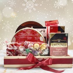 Gift Tray of Christmas Delights to Marmagao