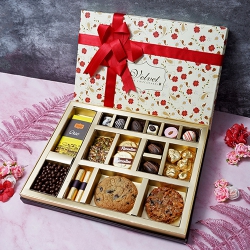 Special Mothers Day Chocolaty Affair Hamper to Tirur