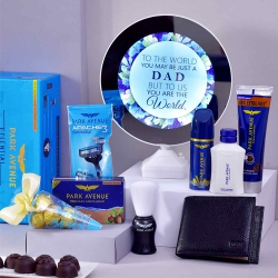 Classy Dad Magic Mirror with Grooming Kit Hamper to Marmagao