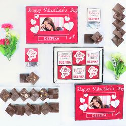 Flavourful Valentines Chocolates Assortment to India