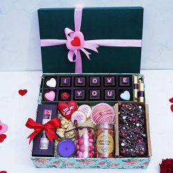 Choco Indulgence Gift Set to India