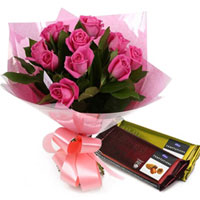 Blooming Pink Roses Bouquet with Cadbury Temptations to Rajamundri