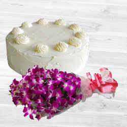 Marvelous Vanilla Cake with Orchids Bouquet to Marmagao