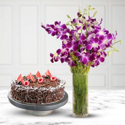 Heavenly Black Forest Cake N Orchids Combo to Rajamundri