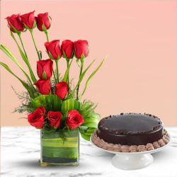 Divine Duo of Red Roses N Chocolate Cake to Tirur