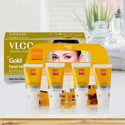 Beauty Special Pedicure and Manicure Kit with Gold Facial Kit from VLCC to Dadra and Nagar Haveli