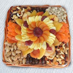 Fantastic Mothers Day Special Mixed Dry Fruits in Tray to India