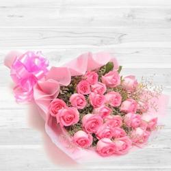 Attractive bouquet of 30 blushing peach or Pink Roses to Sivaganga