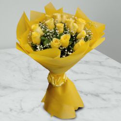 Radiant Bouquet of Yellow Rose with baby breath filler to Alwaye