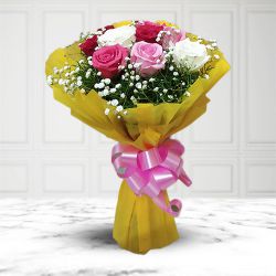 Beautiful Arrangement of Mixed Roses to Rajamundri