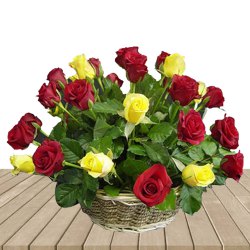 Flowering Sweetheart Selection of Mixed Roses