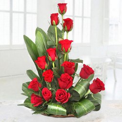 Stimulating Premium Arrangement of15 Roses in Red Colour