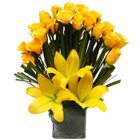 Joyful Arrangement of Sunny Flowers to Rajamundri