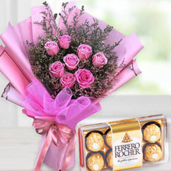 Exquisite Pink Roses n Ferrero Rocher Bouquet to Alwaye