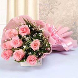 Bouquet of 8 Pink Roses with Tissue Wrapping
 to Rajamundri