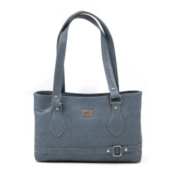 Exclusive Bottom Belt Design Ladies Vanity Bag to Marmagao