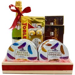 Exclusive Sparkling Fruit Juice with Choco N Cookie Gift Tray to Karunagapally