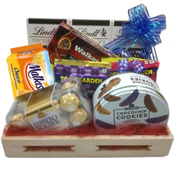 Exciting Snacks N Goodies Gift Tray