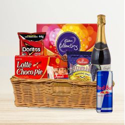 Luxury Collection Gift Hamper with Sparkling Wine to Alwaye