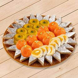Delectable Sweets Platter 1kg from Bhikaram to Hariyana
