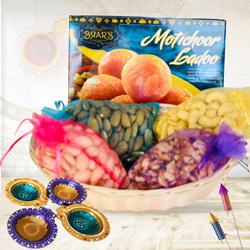 Magical Selection of Dry-fruits with Sweets, Candles N Diya to Stateusa_di.asp