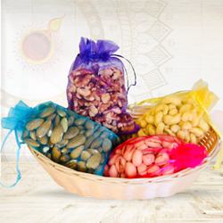 Assorted Dry Fruits Gift Pack with Laxmi Ganesh Idol to Diwali-usa.asp