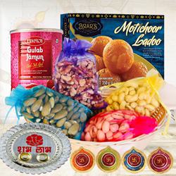 Marvelous Sweets N Dry Fruits Gift Combo<br> to Usa-diwali-sweets.asp