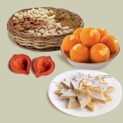 Lovely Combo of Assorted Dry Fruits n Sweets with  Diyas to Usa-diwali-sweets.asp