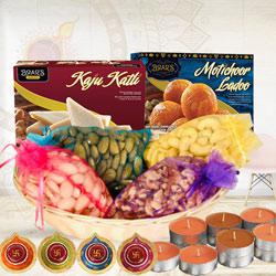 Exquisite Assortments Gift Combo to Usa-diwali-dryfruits.asp