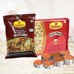 Wonderful Snacks Combo Gift<br> to Usa-diwali-sweets.asp