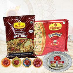Wonderful Snacks Gift Combo<br> to Usa-diwali-sweets.asp