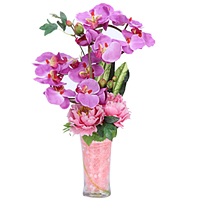Colourful Presentation of Art Roses N Orchids in a Glass Vase
