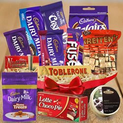 Tastes Thrill Chocolate Hamper to Kollam