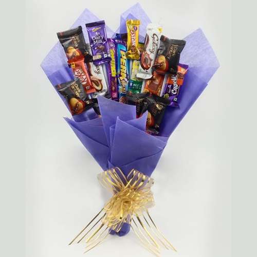 Lovely Hand Arrangement of Chocolate n Cookies to Nipani