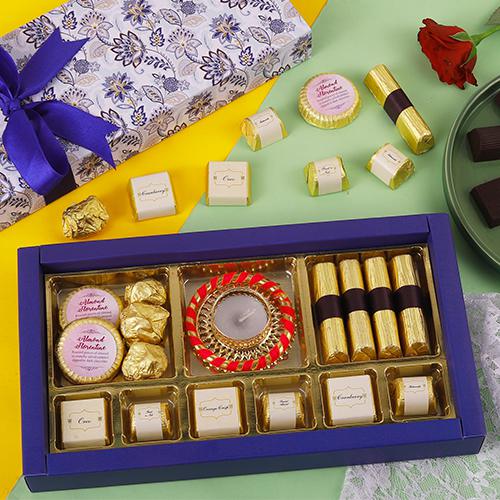Traditional  N  Contemporary Delights to Nipani