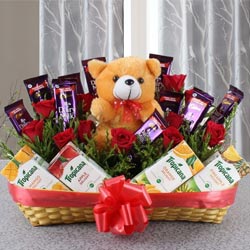 Wonderful Basket of Chocolates with Fruit Juice N Teddy to Alwaye