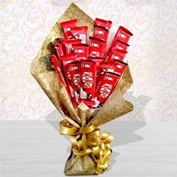 Amazing Bouquet of Kitkat Chocolates to Alwaye