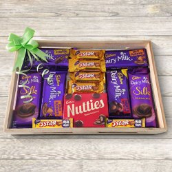 Classic Cadburys Chocs Gift Tray to Nipani